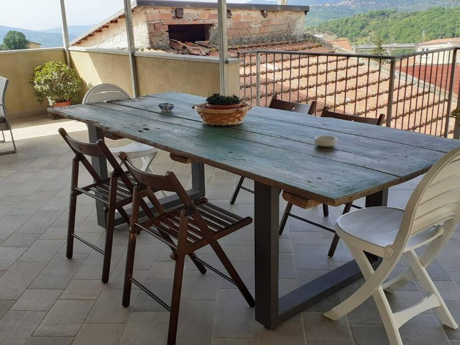 Casa Torre Con Terrazza Panoramica Vila Futani Exterior foto